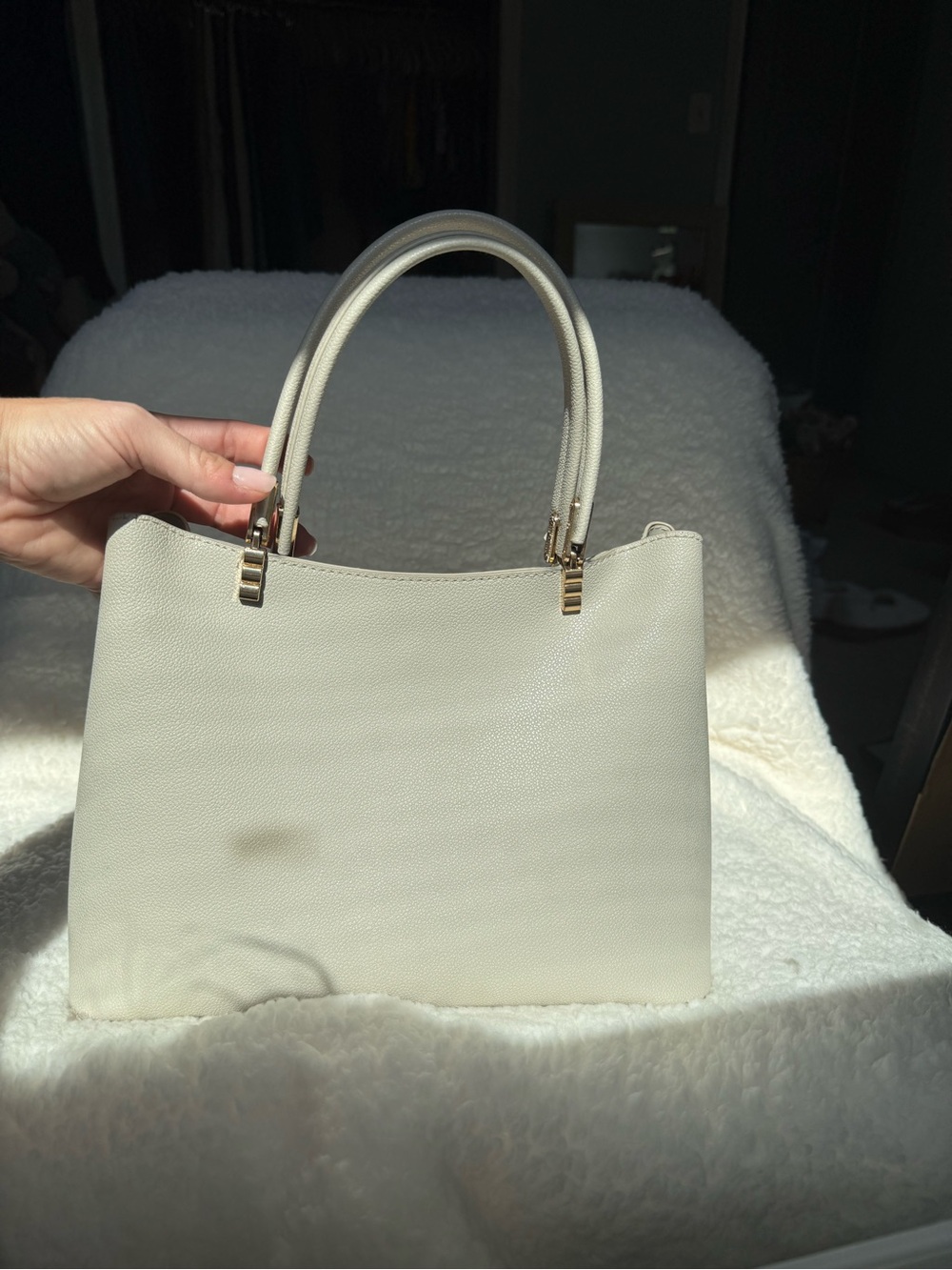 Mystique Boutique Cream Leather Shoulder Bag with Gold Hardware